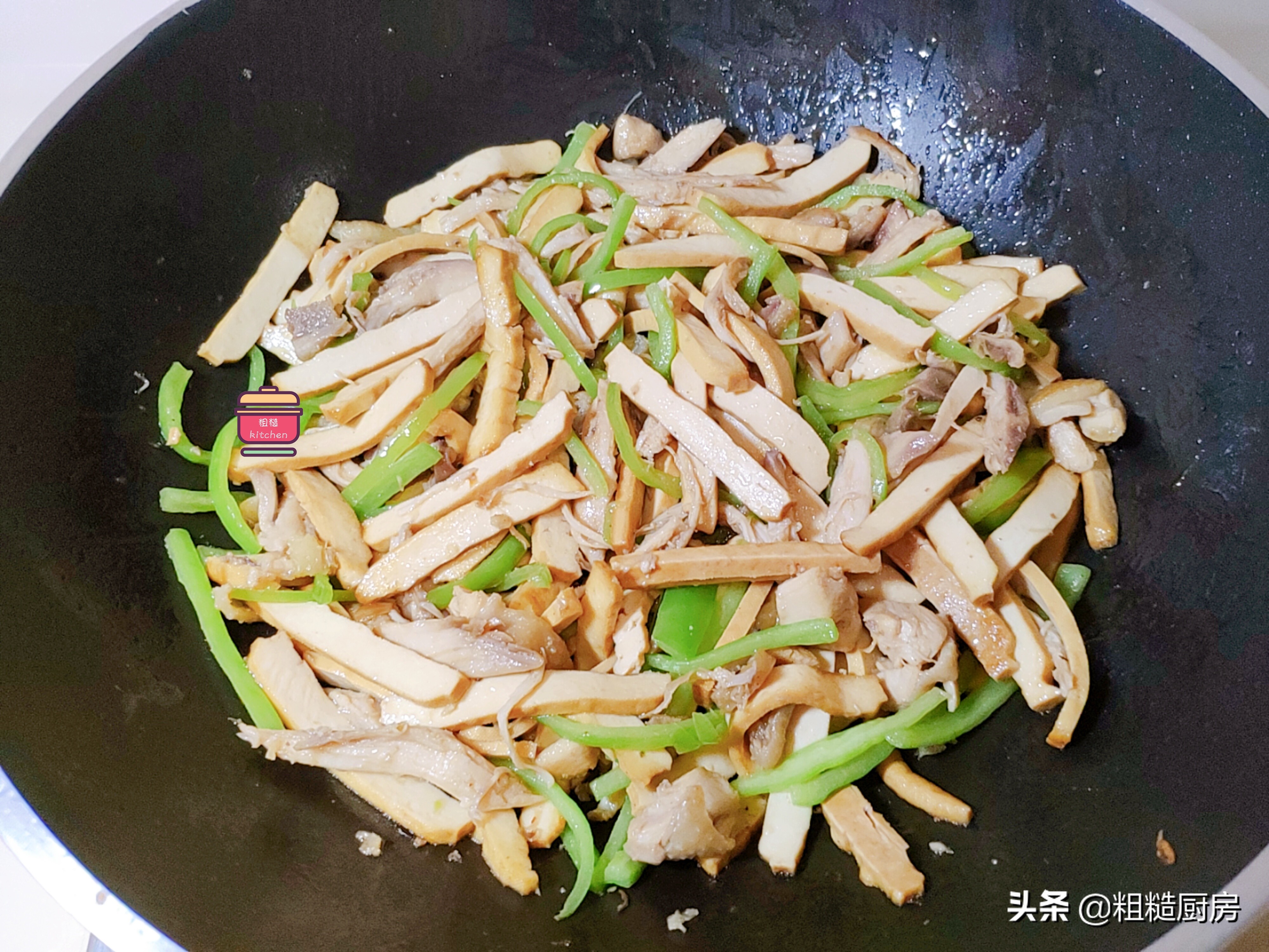 烧鸡简单配料味道也鲜美,贪便宜买一元鸡