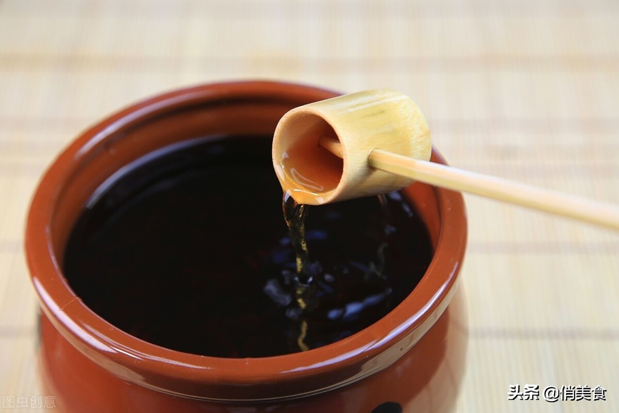 腊八蒜用什么醋腌才能变绿,腊八蒜可以直接用醋腌吗