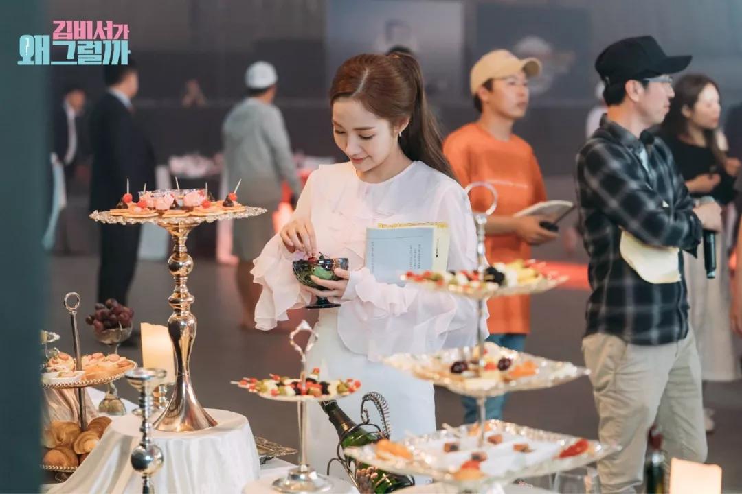 参考金秘书穿搭,《金秘书怎么那样》同款穿搭教学