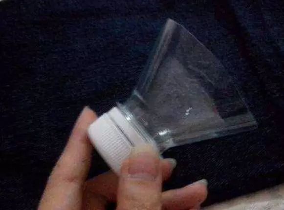 用什么扫把能把头发扫干净,扫地头发粘在扫把上怎么办