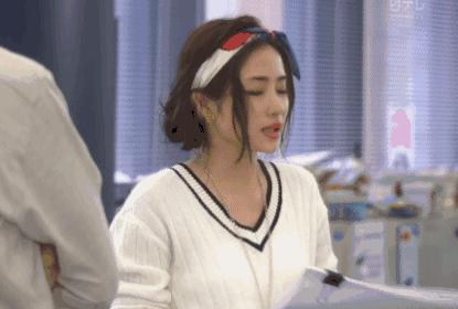 杨紫同款发带辫子,杨紫亲爱的热爱的发带