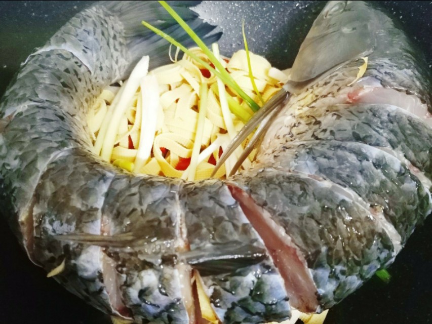 家常干锅草鱼的做法,家常草鱼火锅的做法窍门是什么