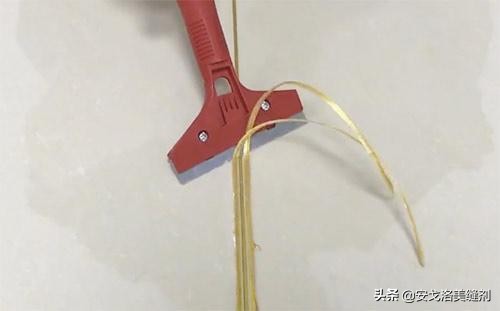 环氧彩砂跟美缝剂哪种更好操作,环氧彩砂和美缝剂的效果对比图