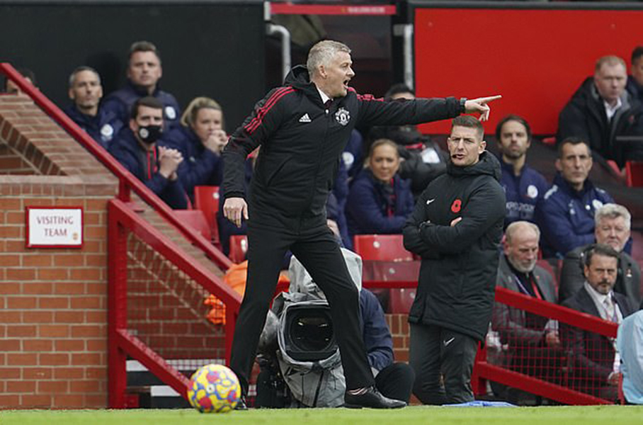 齐达内下赛季执教曼联,齐达内会不会接任曼联