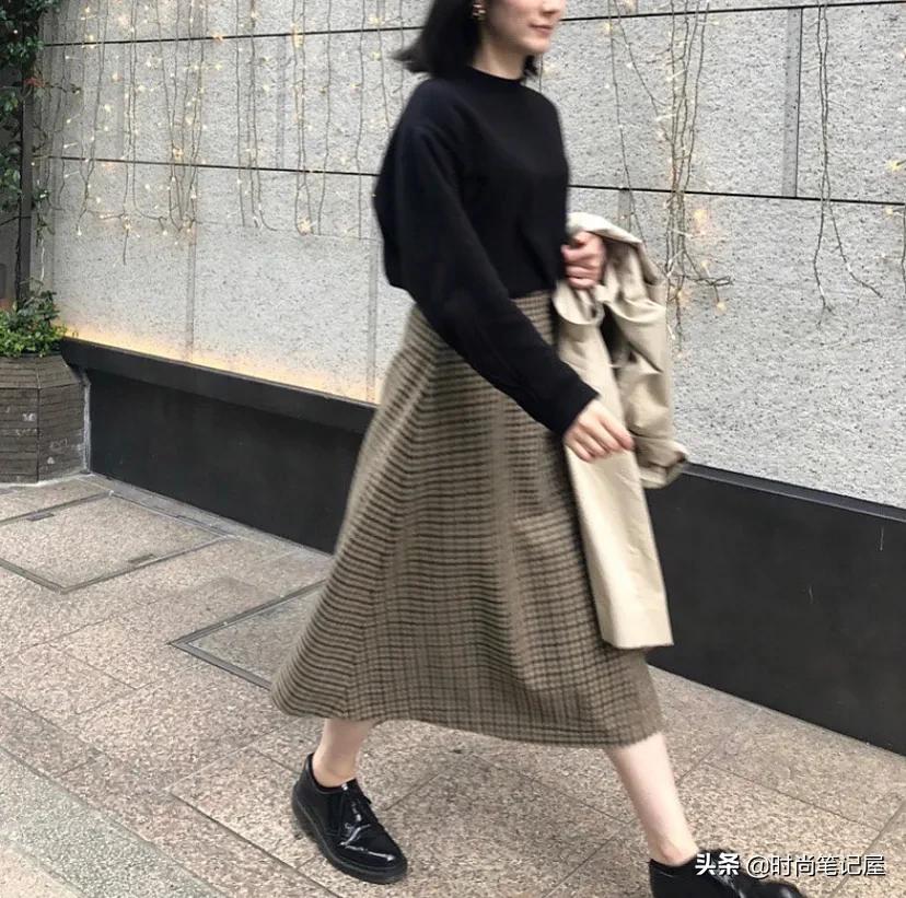 菱格纹格子裙,女人味十足的打底裙