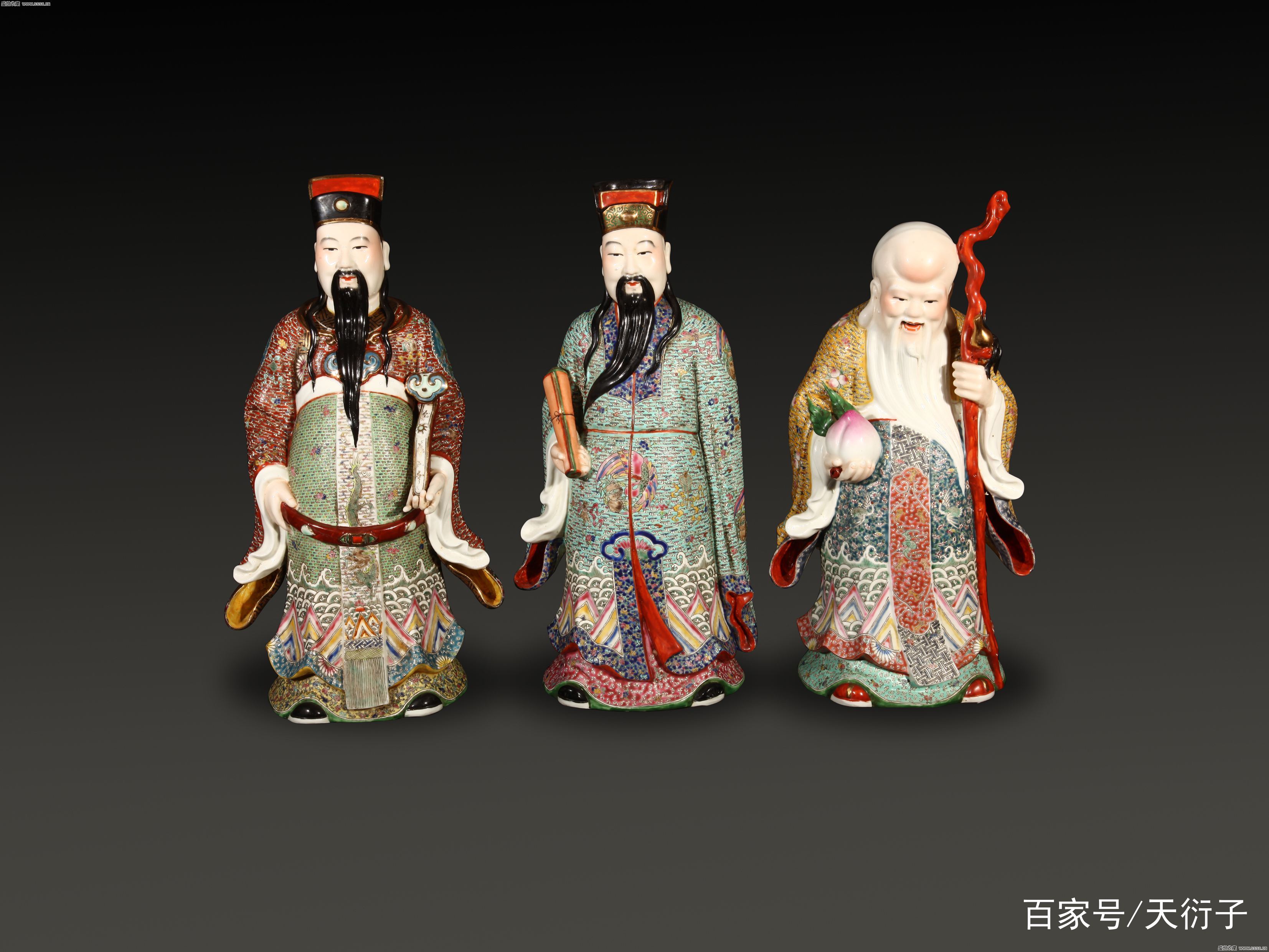 五路财神的摆放面朝哪最好,五路财神和财神爷一起摆放