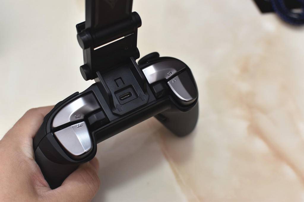 飞智八爪鱼手柄怎么玩王者荣耀,xbox手柄和飞智八爪鱼二代哪个好