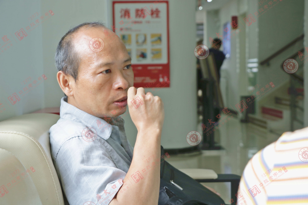 三尺讲台育桃李全文,三尺讲台育桃李后面一句是什么