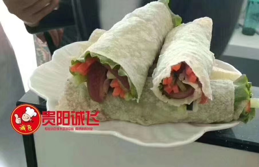 在学校门口和商业街写字楼都可以经营的卤肉卷如何制作