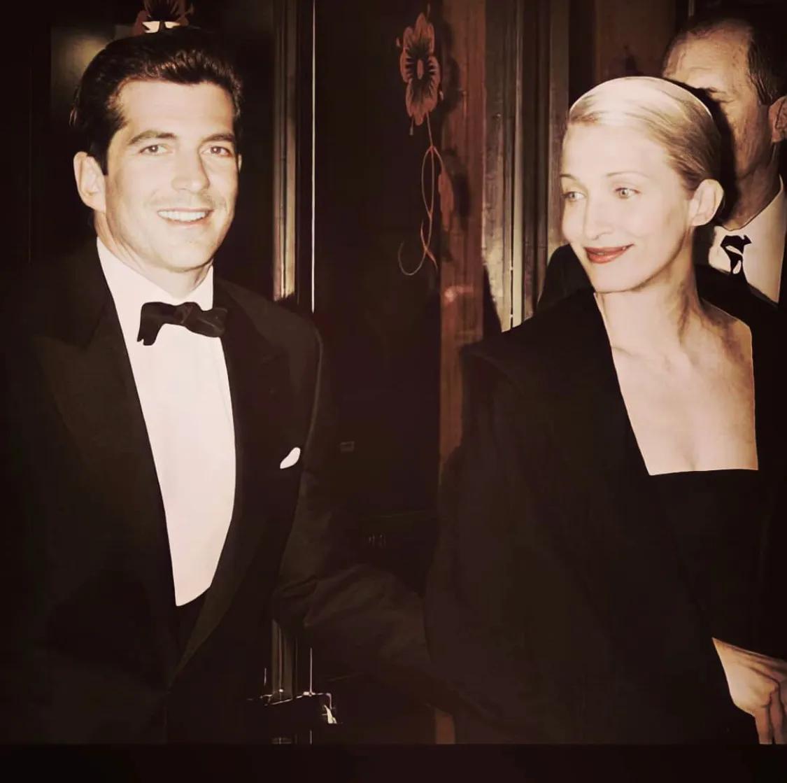 小肯尼迪老婆卡罗琳身高,小肯尼迪夫人卡罗琳穿搭