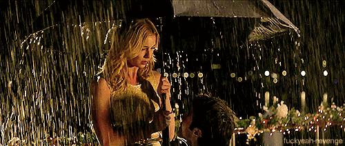 男朋友和别的女的聊暧昧怎么解决,男朋友跟网上女人聊暧昧怎么办