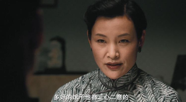 女人打架是不是爱薅头发,女人打架拼命薅头发