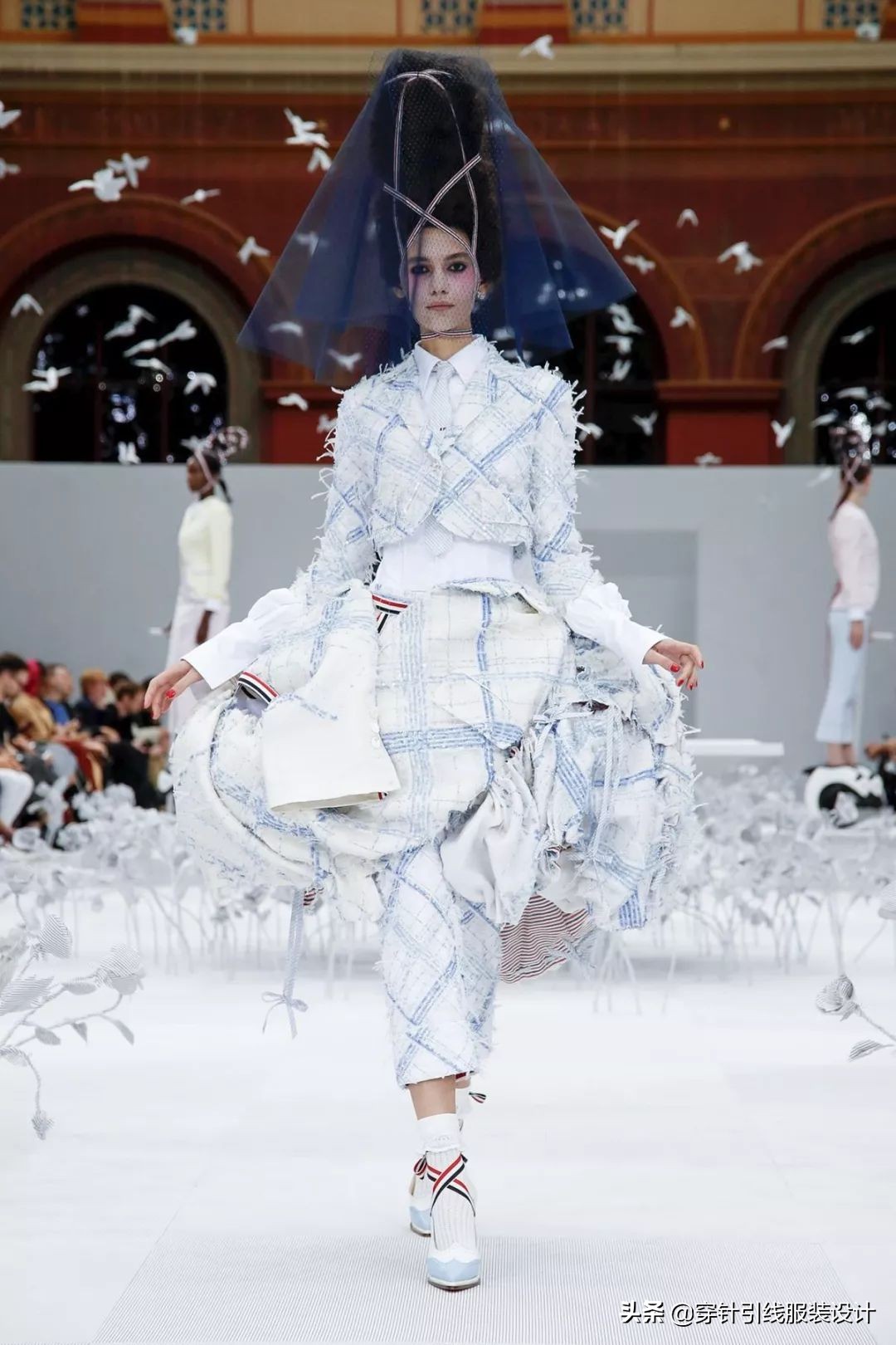 thombrowne西装全身搭配,thombrowne西装上身效果