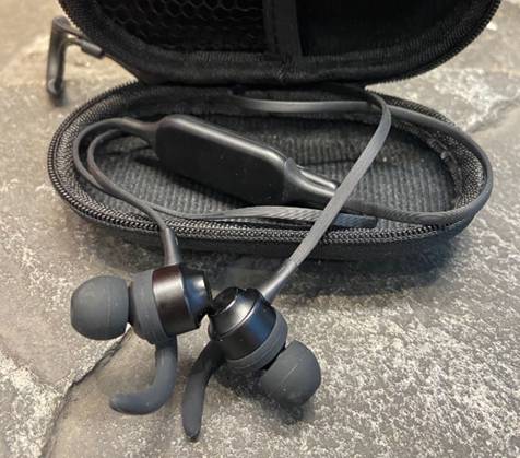 蓝牙耳机推荐挂脖式适合上班,适合上班族的100元蓝牙耳机