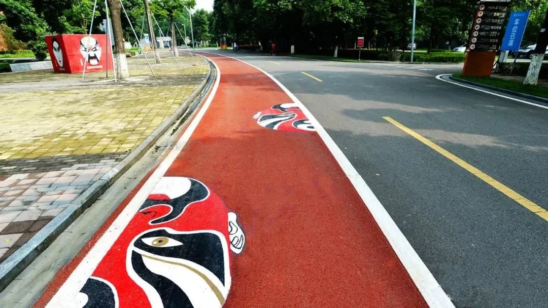 成都城市绿道,成都被山包围