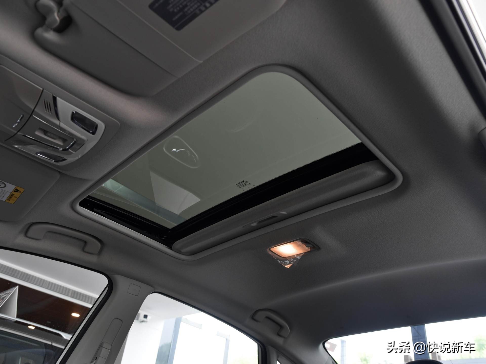 经济型家轿日产轩逸价格6万,日产轩逸大空间超舒适六万左右