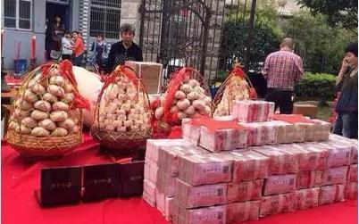 女朋友彩礼要30w怎么办,女朋友要18.8彩礼如何说服她