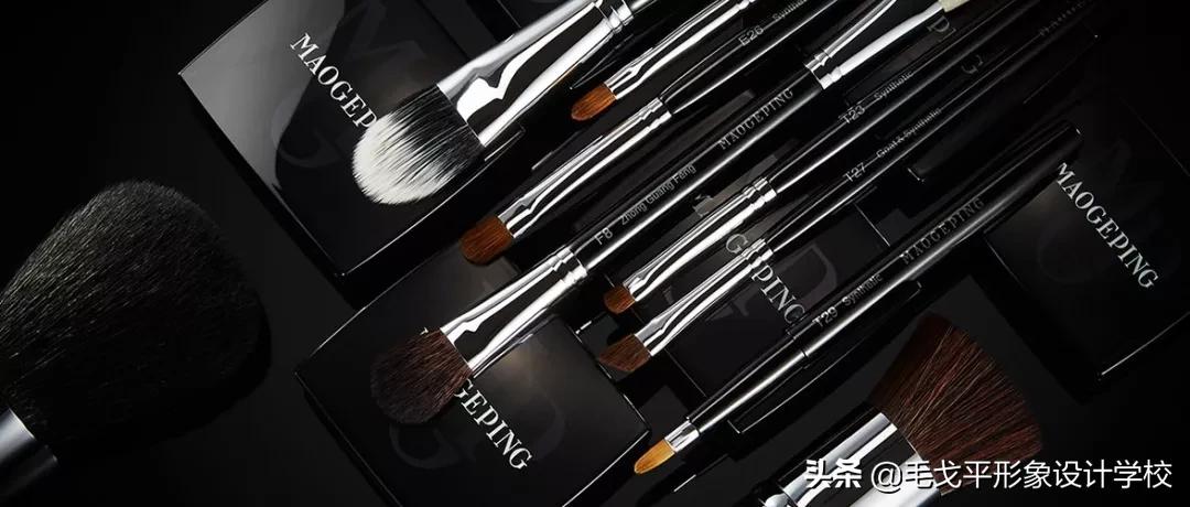 常用精简化妆刷有哪些 (怎么选物美价廉的化妆刷)