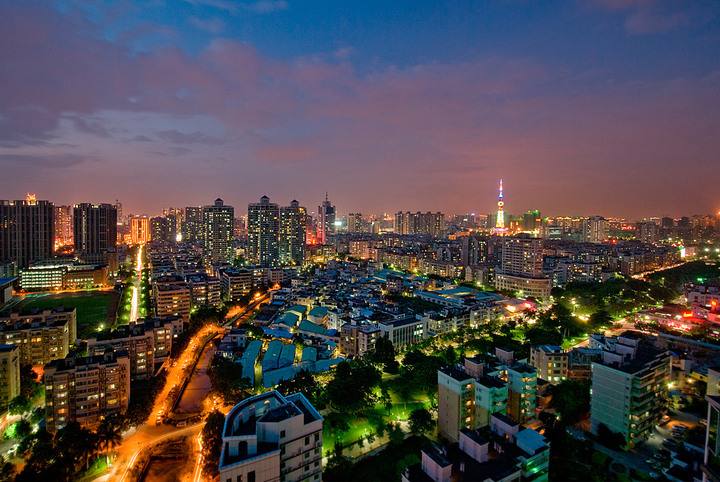 经济破万亿的城市,经济总量破万亿