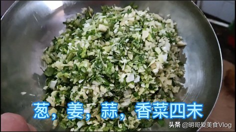 东北血肠的正宗做法视频,东北血肠的制作方法分享