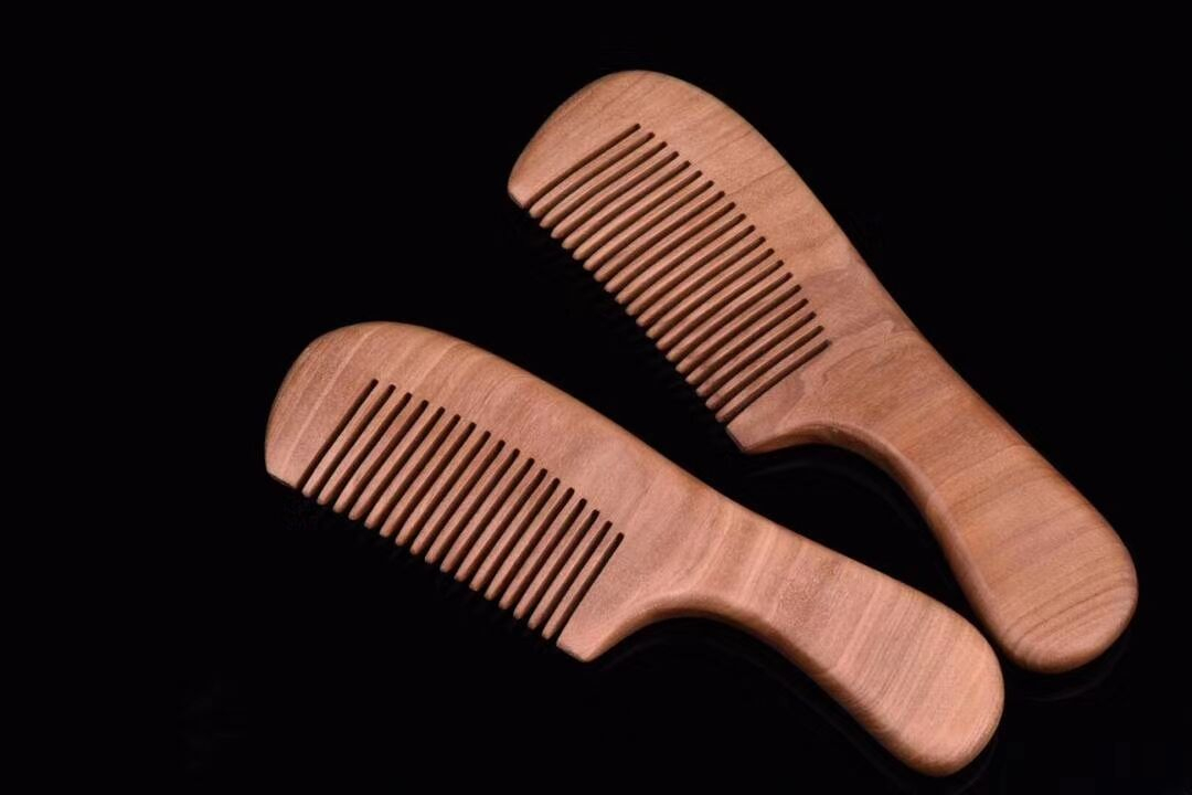 木梳方便携带,随身携带小梳子小木梳