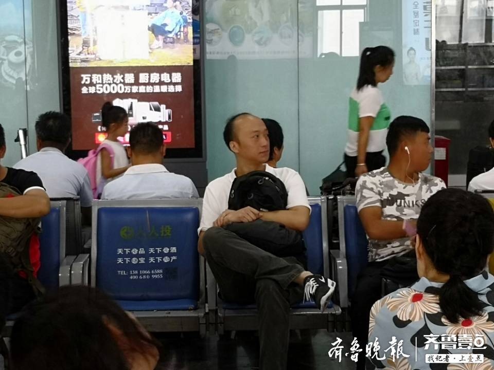 哈尔滨铁路公安局铁鹰反扒队,铁鹰女子反扒队视频