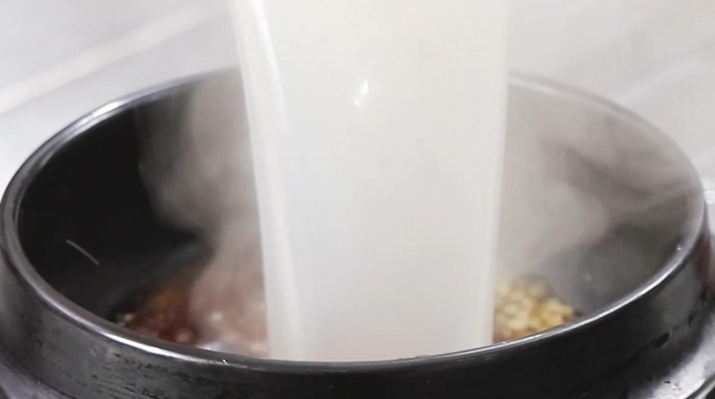 正宗酸辣粉技术配方视频,酸辣粉家常做法视频