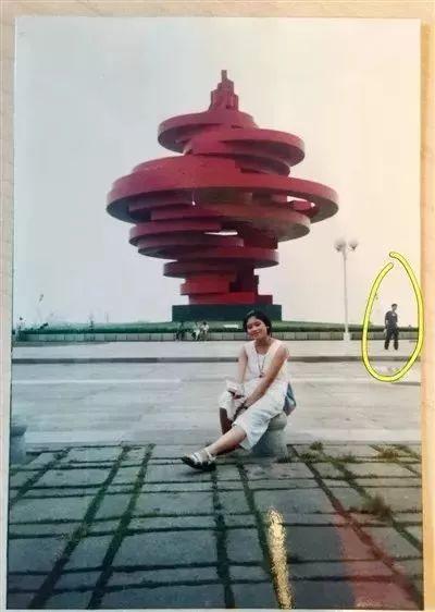 亮了！150对情侣打小不认识，却在这个照相馆里拍成“青梅竹马”