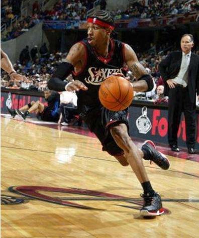 为什么nba球员的臂展都这么长,为什么nba球员的腿都很细