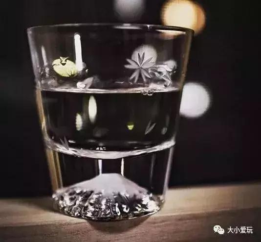 这是我见过最有设计感的水杯,24款世界上最具创意的杯子