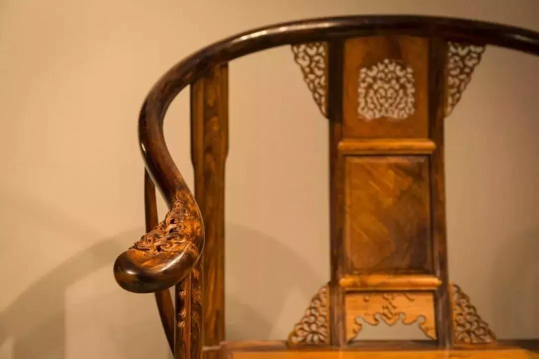 2000万，却是根破烂木头？