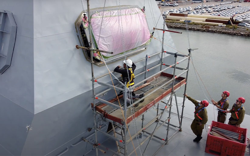 长见识了，相控阵雷达罩子竟然是充气的，荷兰护卫舰在日本出洋相