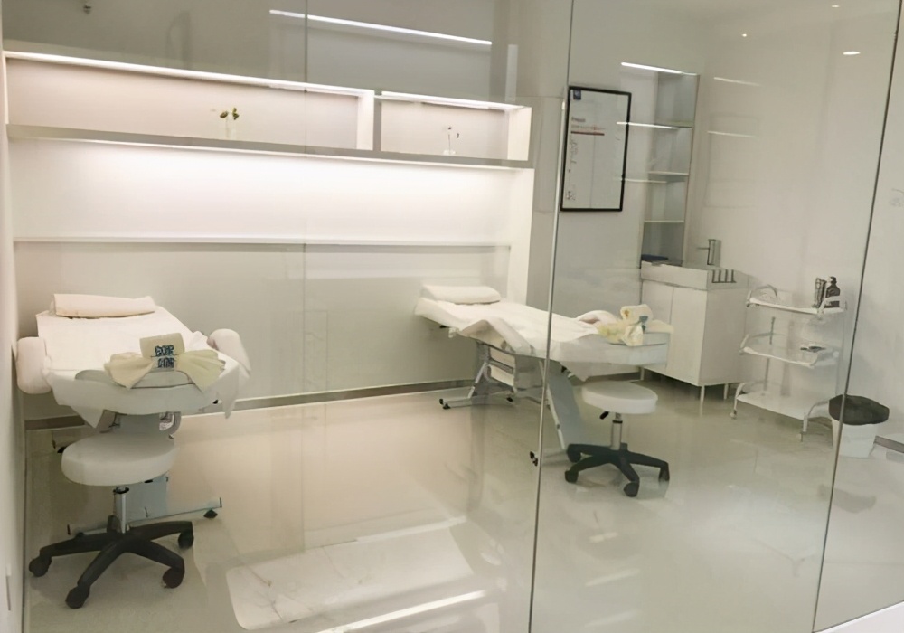 脸上长粉刺疮该怎么治疗,粉刺脓包痤疮的治疗方法