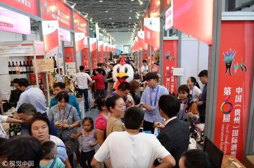 喝酒和香烟哪个致癌危害更大,喝酒致癌为啥还有那么多人喝茅台