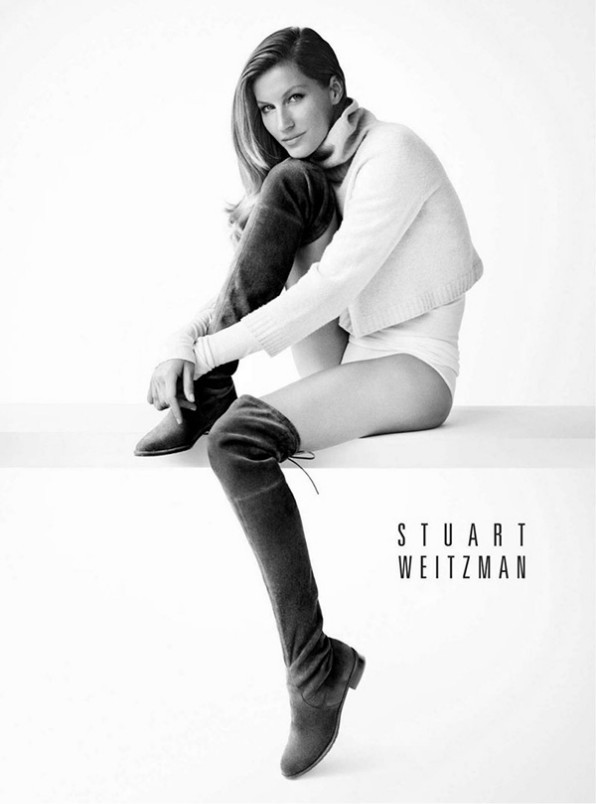 过膝靴冬天怎么搭配,过膝靴搭配什么颜色袜子