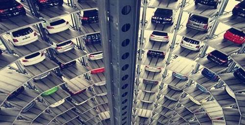 4s店加机油为啥不加完,4s店新车为啥现车少