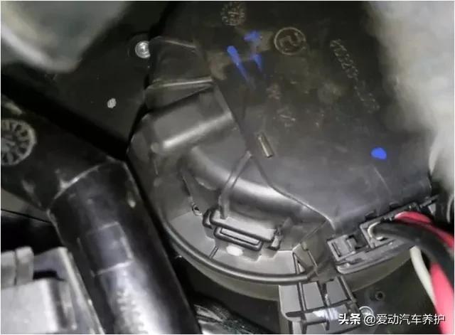 清洗空调蒸发箱的季节,怎么自己动手清洗汽车空调蒸发箱