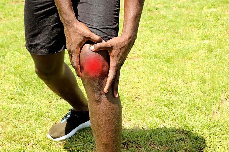 踏步机怎么保护膝盖,左右踏步机对膝盖有好处吗