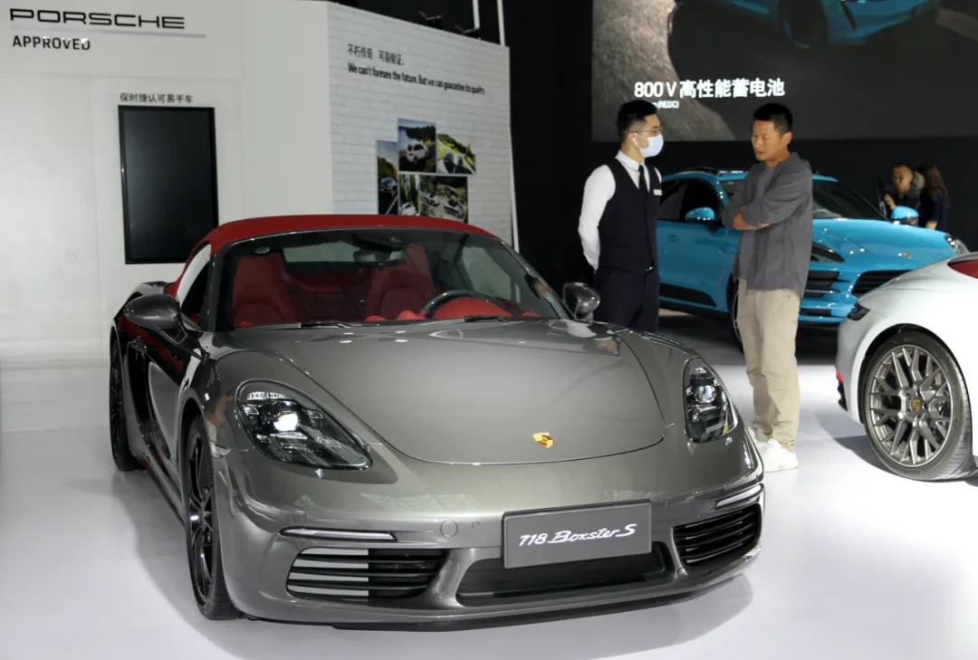 租豪车的都是有钱人吗,租豪车约会