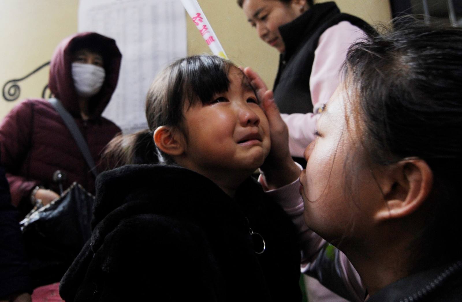 动不动就哭的孩子要如何引导,孩子动不动就哭是情商的问题吗