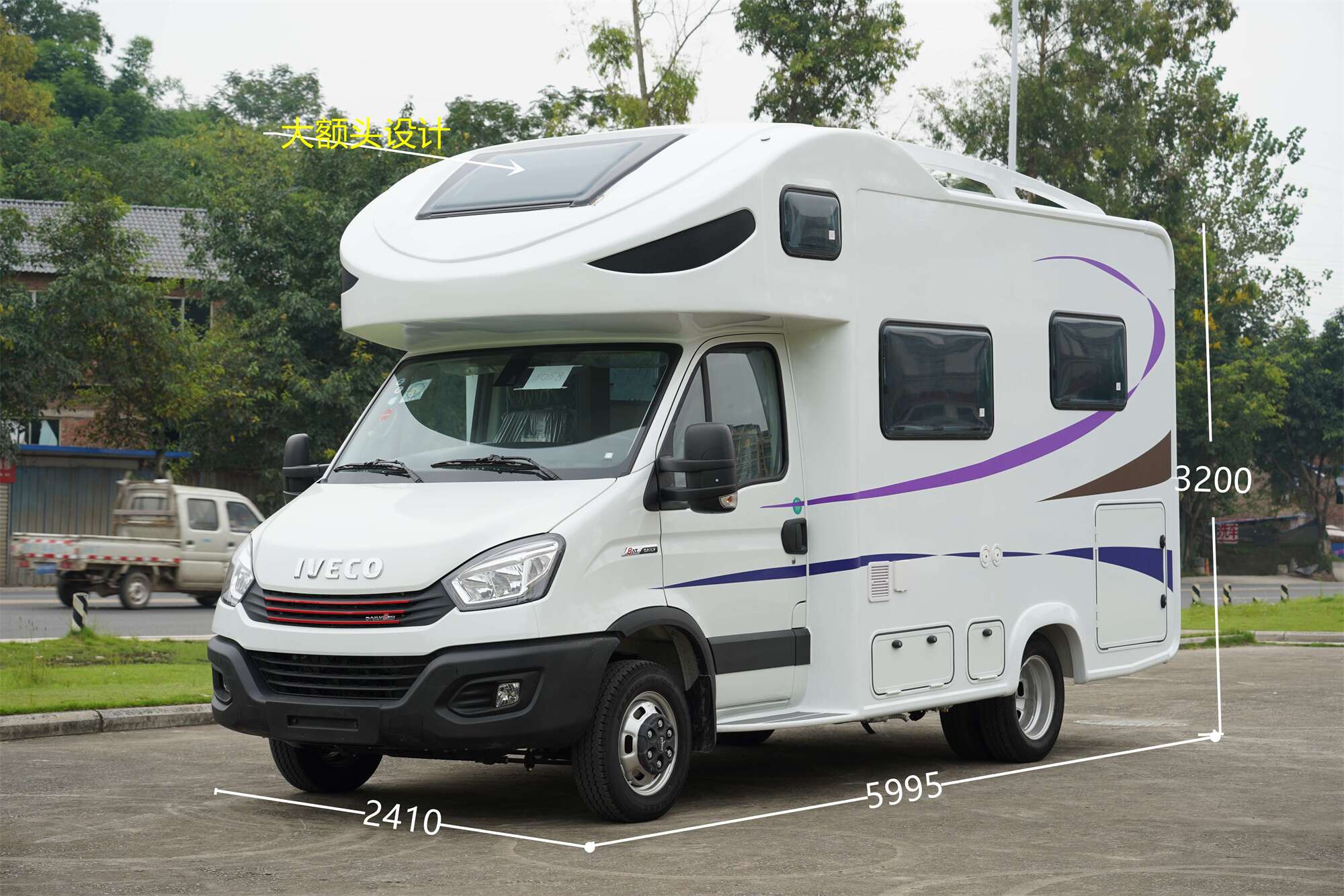 v362低顶6座房车,v362升顶7座房车