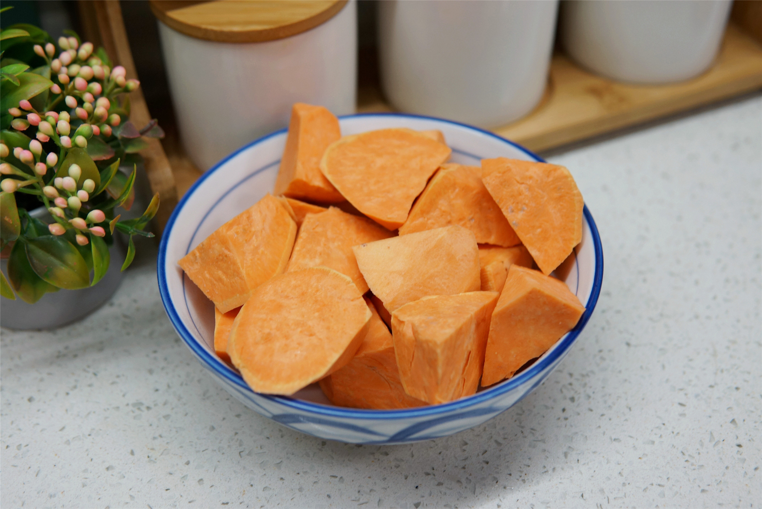 熬糖汁拔丝红薯怎么做才能拔出丝,拔丝红薯熬制糖的技巧