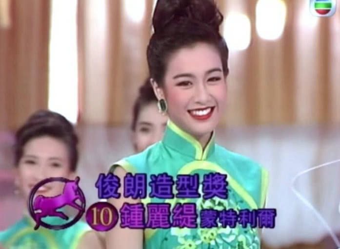 女星珠圆玉润骨瘦如柴,筷子腿排骨胸