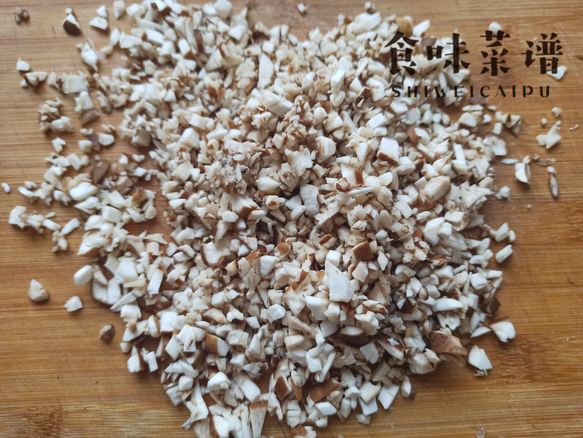 卷饼香菇酱怎么调,香菇酱做饼