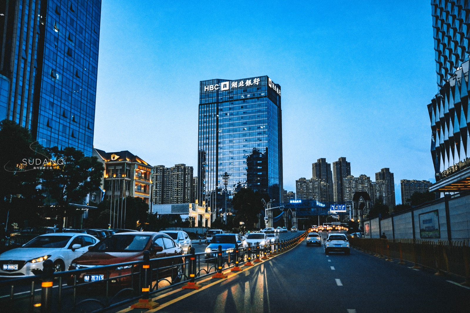 武汉三镇的历史由来,武汉历史名城介绍