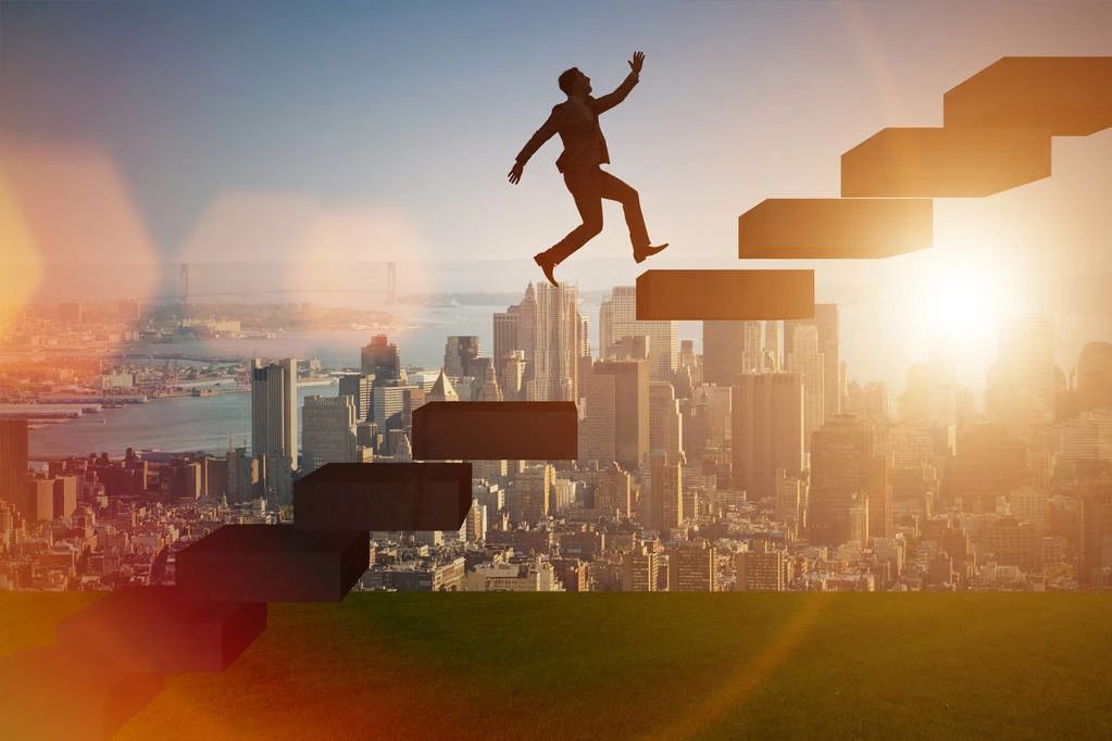 刚进到国企工作应该关注什么,为什么推荐你尽量去国企工作