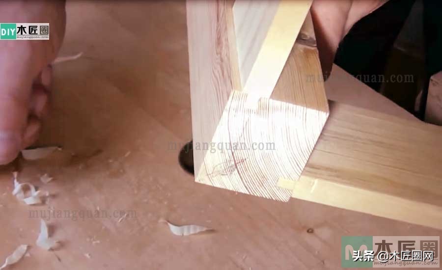 榫卯实木桌制作视频教程,传统榫卯木桌子最简单方法