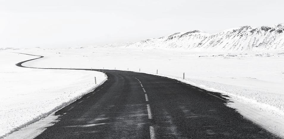 春节直播涨粉100万，一条冰丝裤月售3万条，这些中小商家凭什么？