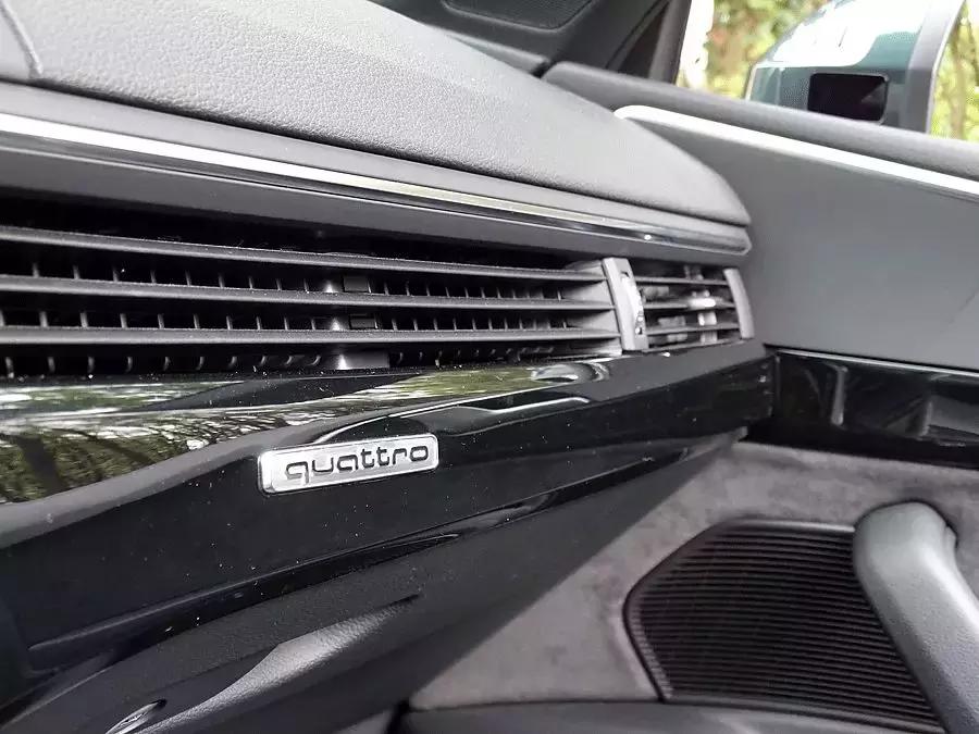 2018奥迪a5cabriolet敞篷2手,奥迪a5sportback45tfsi四驱版