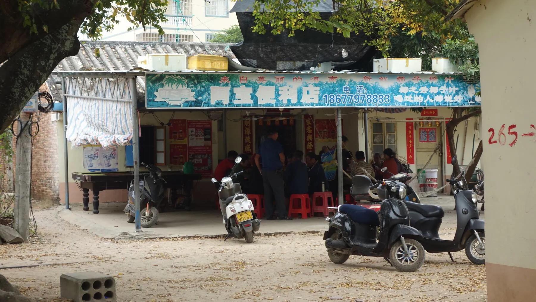 侨港边上的大、小老虎村，房租很低但住的人却很少，如今面临改造